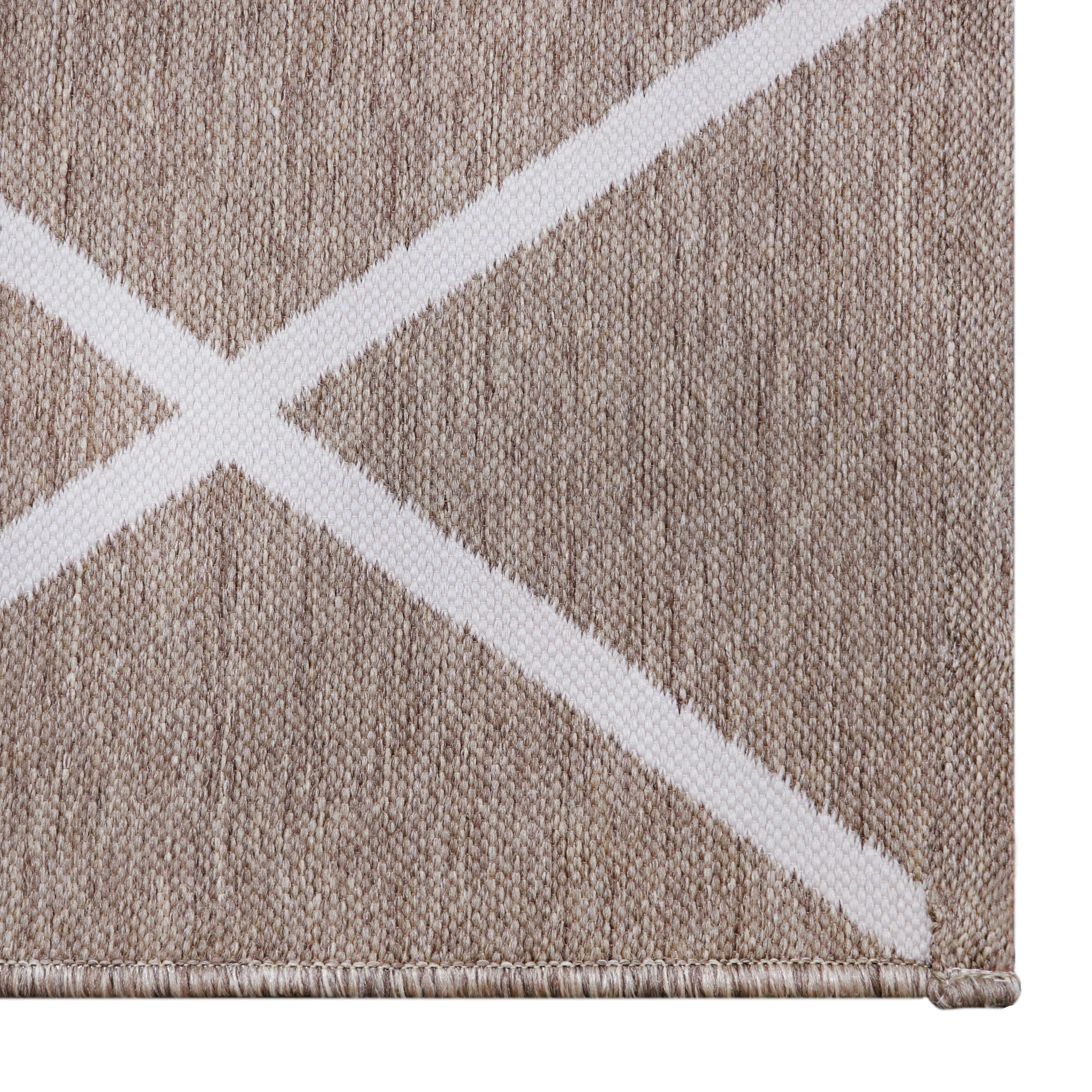 Better Homes & Gardens Linen Rust Medallion Outdoor Tapestry Woven Outdoor Rugs, 5' x 7', Reversible