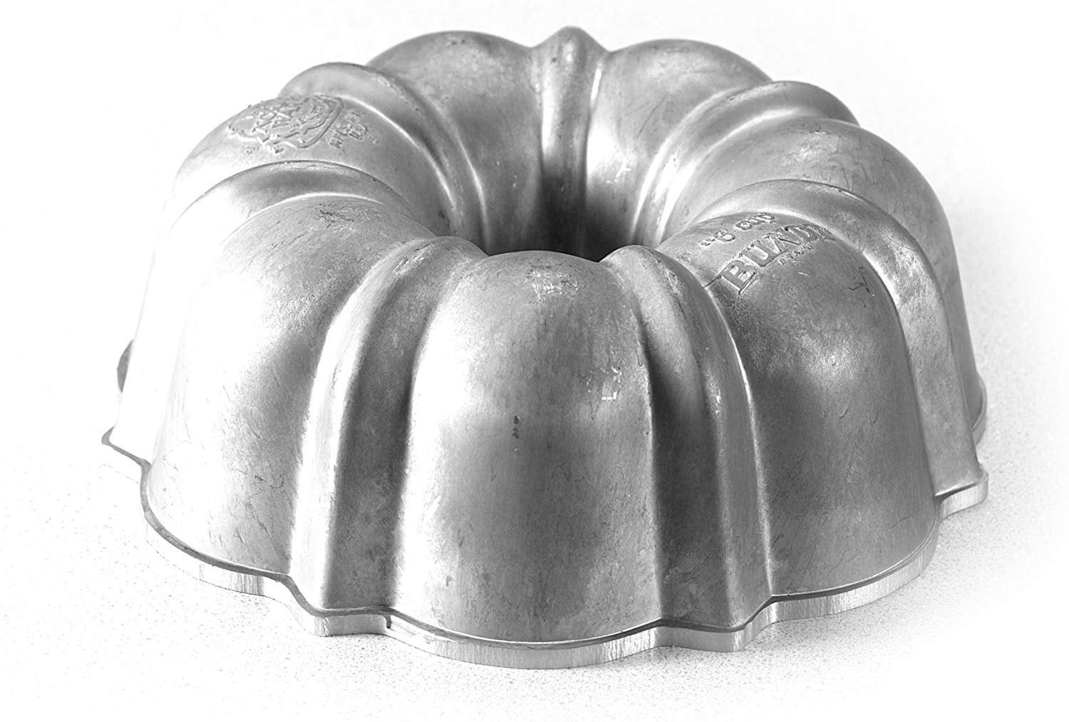 Straight Sided 6 by 2-Inch Allied Metal CPF6X2 Hard Aluminum Fluted Cake Pan
