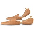 thumbnail image 1 of Horma de madera para zapatos, el ancho de la horma es súper fuerte,, 1 of 3