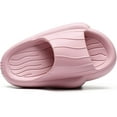 thumbnail image 3 of Pantuflas de verano para niñas, pantuflas antideslizantes para playa/piscina/ducha para niños pequeños, lindos toboganes para exteriores para niños pequeños, rosa oso de fresa  Electrónica, 3 of 6