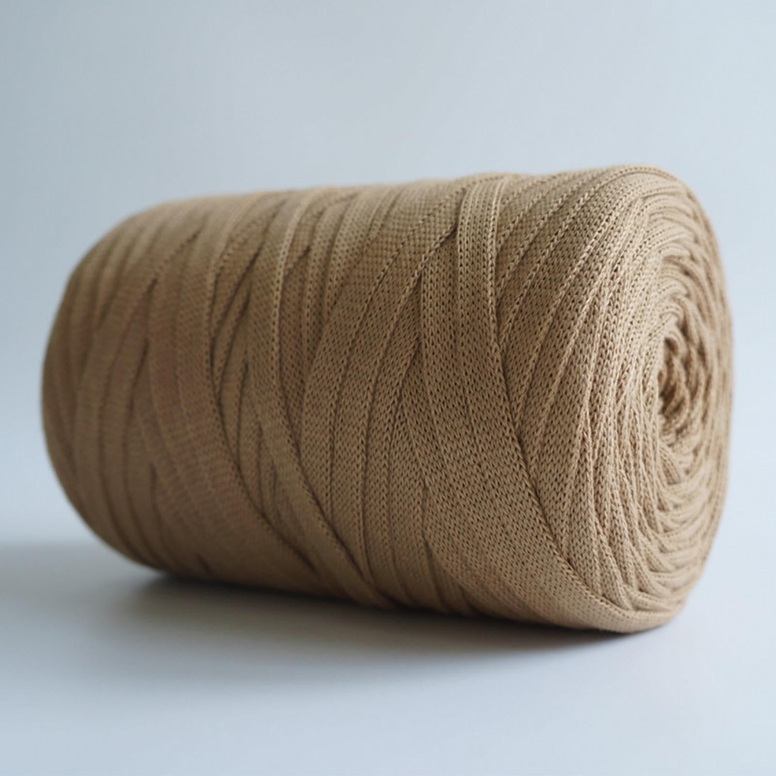 Knitting Yarn Spaghetti Yarn Blanket Cushion, Crocheting Chunky Yarn, Fabric Cloth Yarn for Rugs Bags, Cushion Throw Blanket Brown