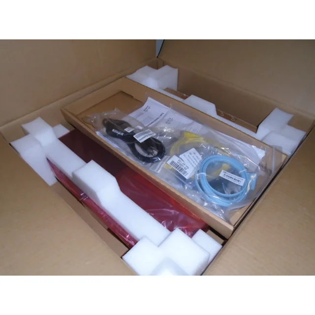 Nouveau Routeur Cisco2811 Neuf Mais Sans DOCUMENTS Support de Rack