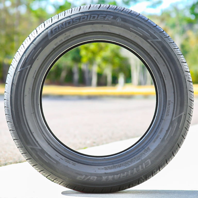 Landspider Citytraxx 185/65R15 Performance Tire Fits: 2017 Hyundai