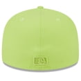 thumbnail image 4 of Men's New Era Neon Green Chicago White Sox 2023 Spring Color Basic 59FIFTY Fitted Hat, 4 of 6