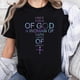 thumbnail image 1 of Camiseta Cristiana para Mujer: 100% Algodón "Hija de Dios, Mujer de Fe, Guerrera de Cristo" con Cruz, 1 of 7