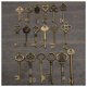 thumbnail image 4 of Conjunto de 72 Antiguos Vintage Antiguo Aspecto Bronce Esqueleto Llave Corazón Cerradura Colgante, 4 of 7