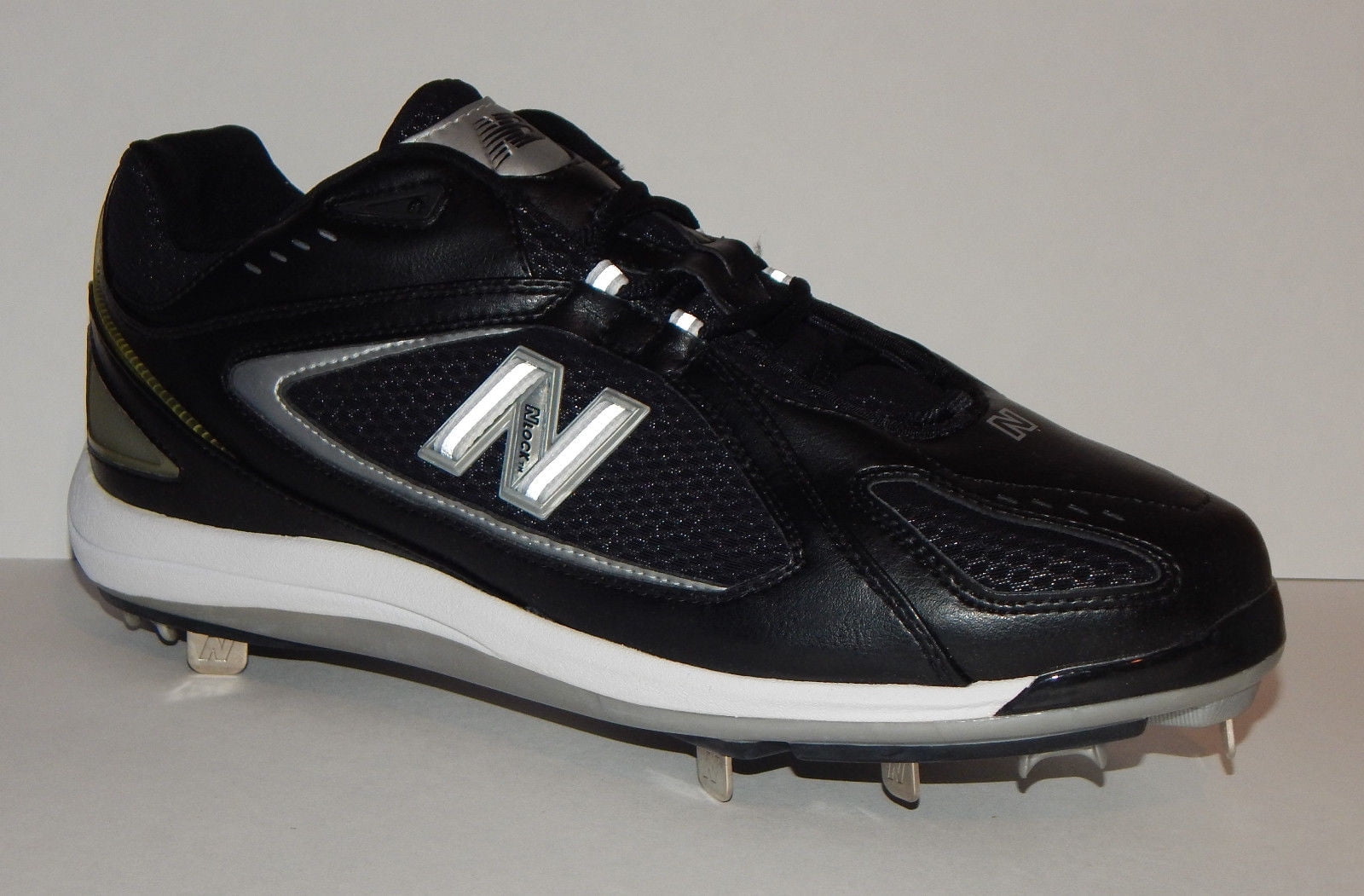 new balance n lock