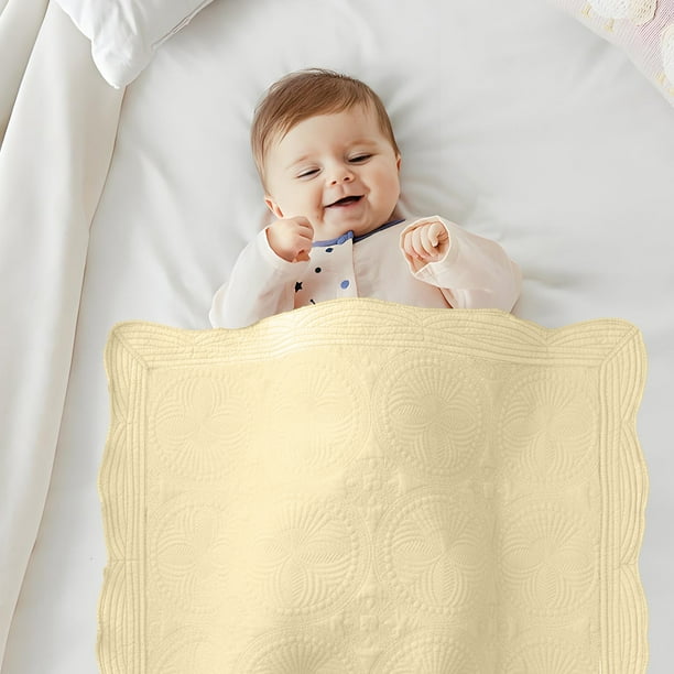 Manta de Franela Acolchada Qazbgdl con Relleno, Suave y Fina, Ideal para Cama, Sofá o Viajes, 91 X 114 Cm, 1 Unidad
