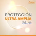thumbnail image 3 of AV&Egrave;NE FLUIDO CON COLOR FPS50+ PROTECTOR SOLAR ROSTRO PIEL MIXTA A GRASA 50ML, 3 of 6