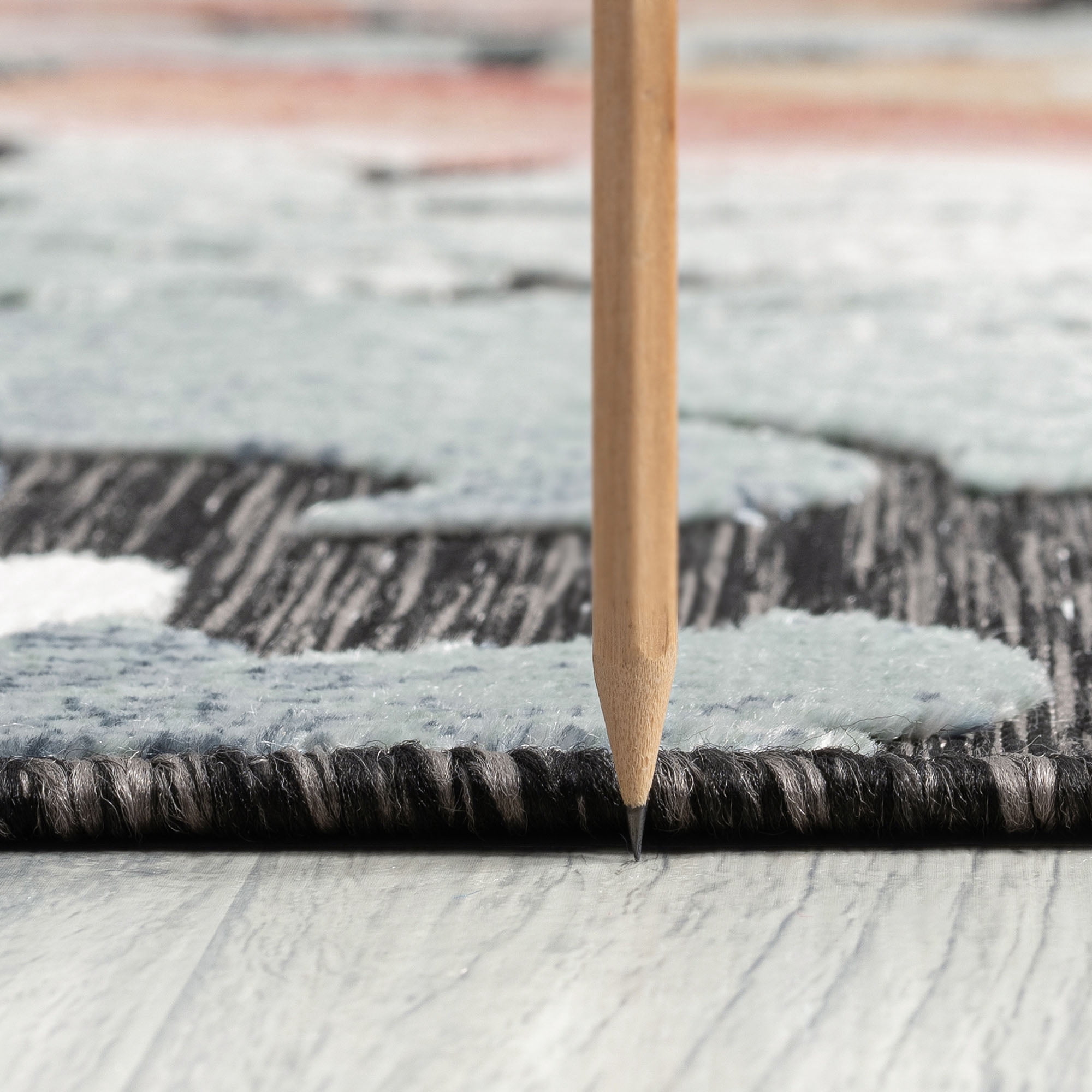 5x7 Water Resistant, Indoor Outdoor Rugs for Patios, Front Door Entry, Entryway, Deck, Porch, Balcony | Outside Area Rug for Patio | Black, Floral | Size: 5'1'' x 7'3''