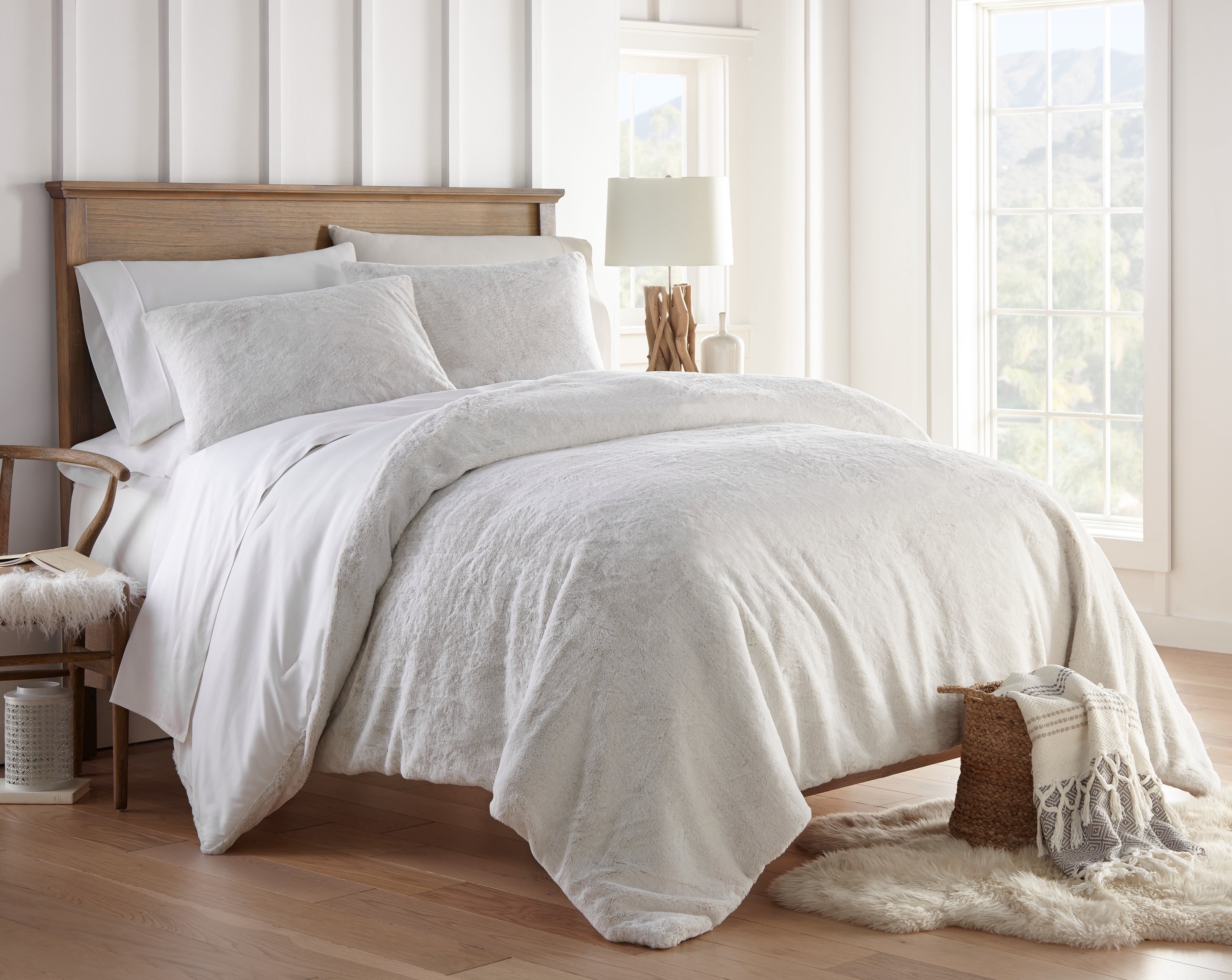Lanco Serena Faux Fur 3-Piece Comforter Set, White, Queen - Walmart.com ...