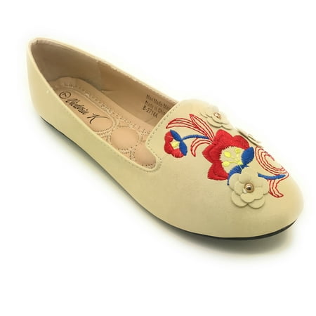 

Victoria K Embroidered Ballet Flat (Women s)