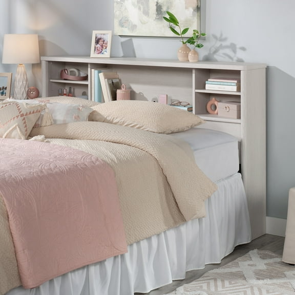 Dover Edge Full/queen Headboard in a Glacier Oak finish