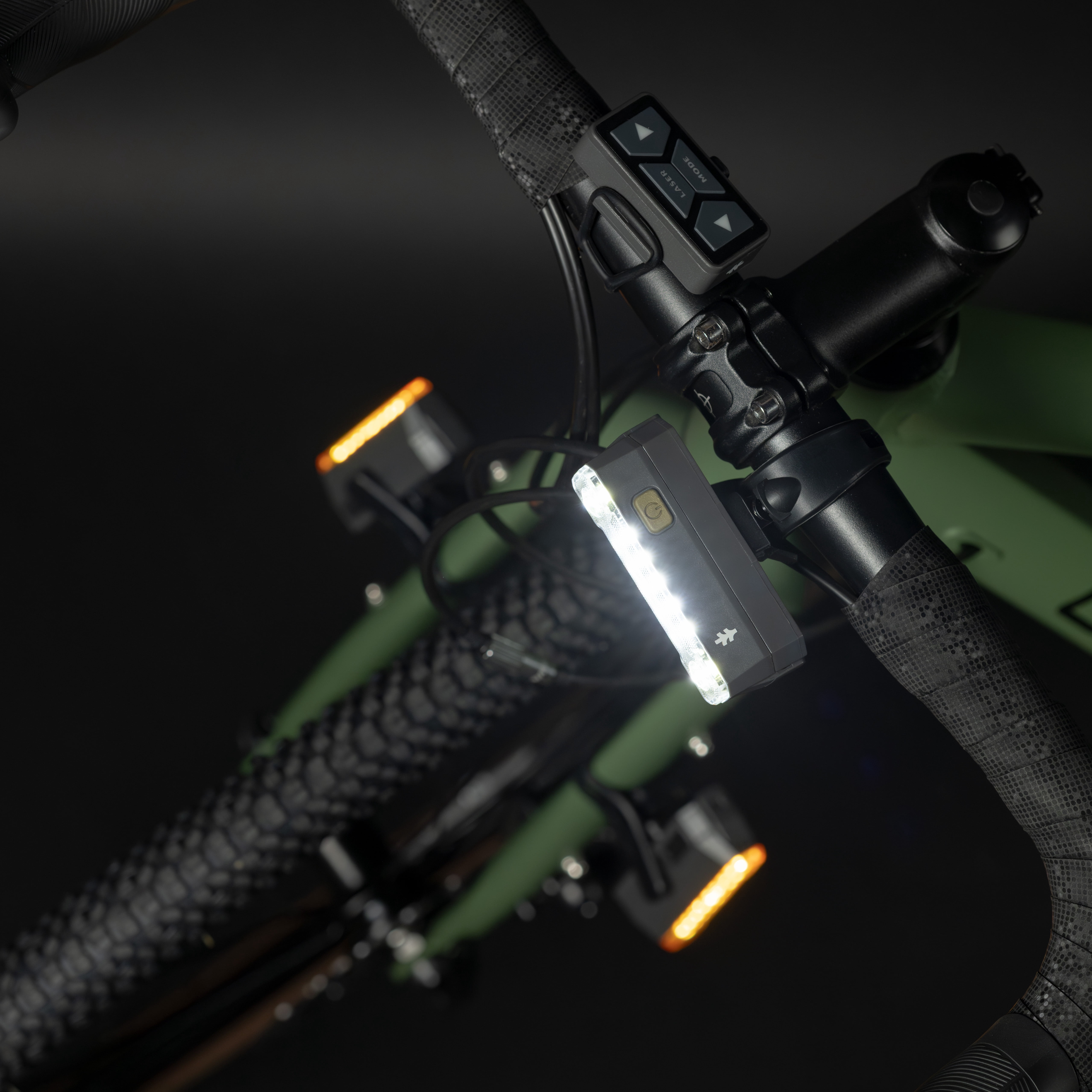Swiss Tech 4-light 360° Smart Bike Light Combo with Handlebar remote