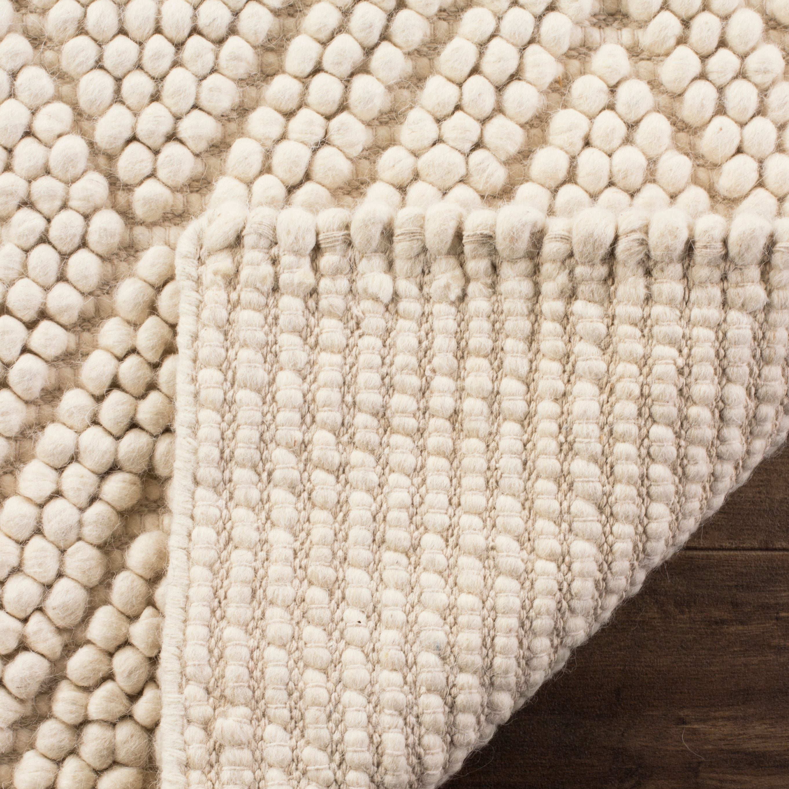 SAFAVIEH Natura Glenda Geometric Diamonds Wool Area Rug, Ivory, 9' x 12'