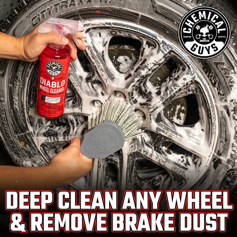 Cleaning the M's wheels with@Chemical Guys Diablo wheel cleaner