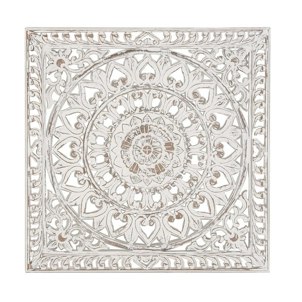 Decmode Rustic Wood Whitewashed Floral Medallion Wall Panel, Gray