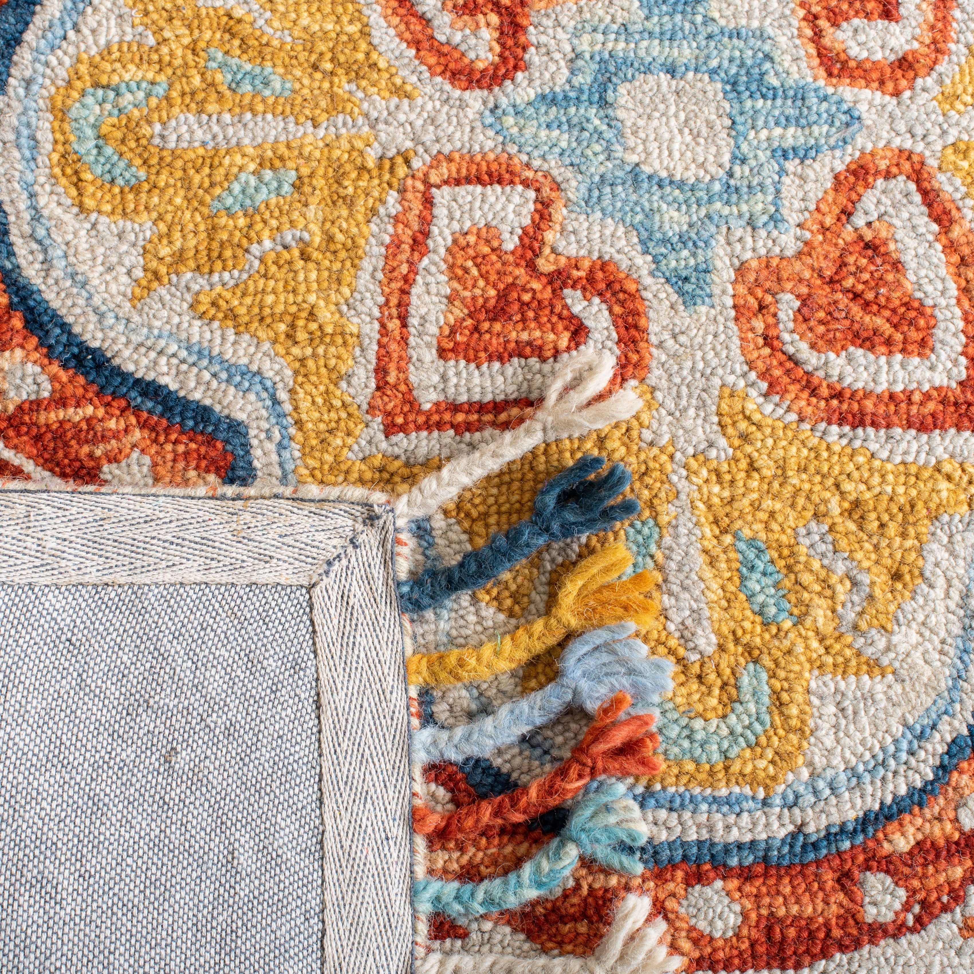 SAFAVIEH Aspen Tris Geometric Wool Runner Rug, Beige/Rust, 2'3" x 5'