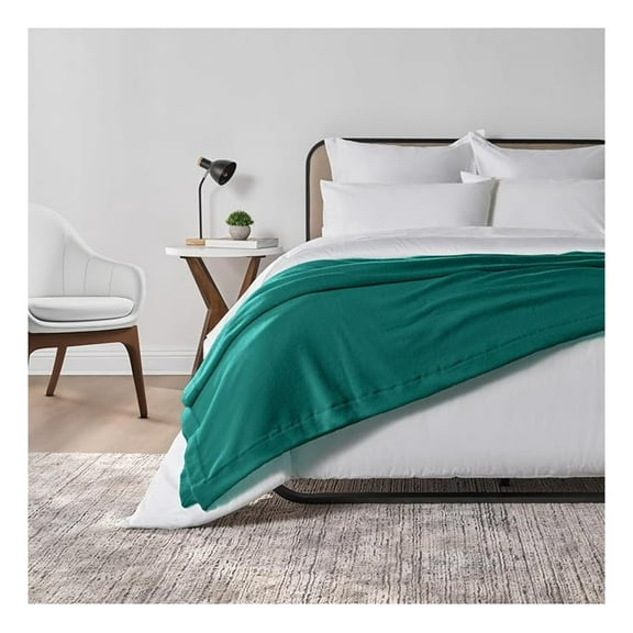 : Ultra-Soft Sobellux Fleece Blanket, 100% Spun for Plush , (Available in a Variety of Colors and Sizes) Green, Queen