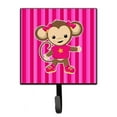 thumbnail image 1 of Monkey sur Laisse Rayée Rose Ou Porte-Clés, 1 of 1