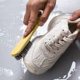 thumbnail image 1 of Cepillo de lavandería de mango largo, cepillo de zapatos de cerdas suaves, herramienta multifuncional para lavar zapatos que no los daña., 1 of 7
