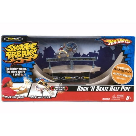 Hot Wheels Skate Freaks Rock 'N Skate Half Pipe