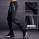thumbnail image 3 of Pantalón Deportivo para Correr, Mallas de Entrenamiento, Bolsillos con Cierre de Cremallera, Prenda para Fitness, Fútbol, Leggings de Sudoración, Indumentaria para Hombre, 3 of 4