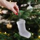 thumbnail image 5 of Caja de Regalo con Bolas Navideñas | Paquete de 3 Adornos Colgantes de Plástico Rojo y Blanco para Árbol de Navidad | Decoraciones Navideñas Ligeras y Duraderas para Navidad, Bodas, Fiestas, Uso En I, 5 of 6
