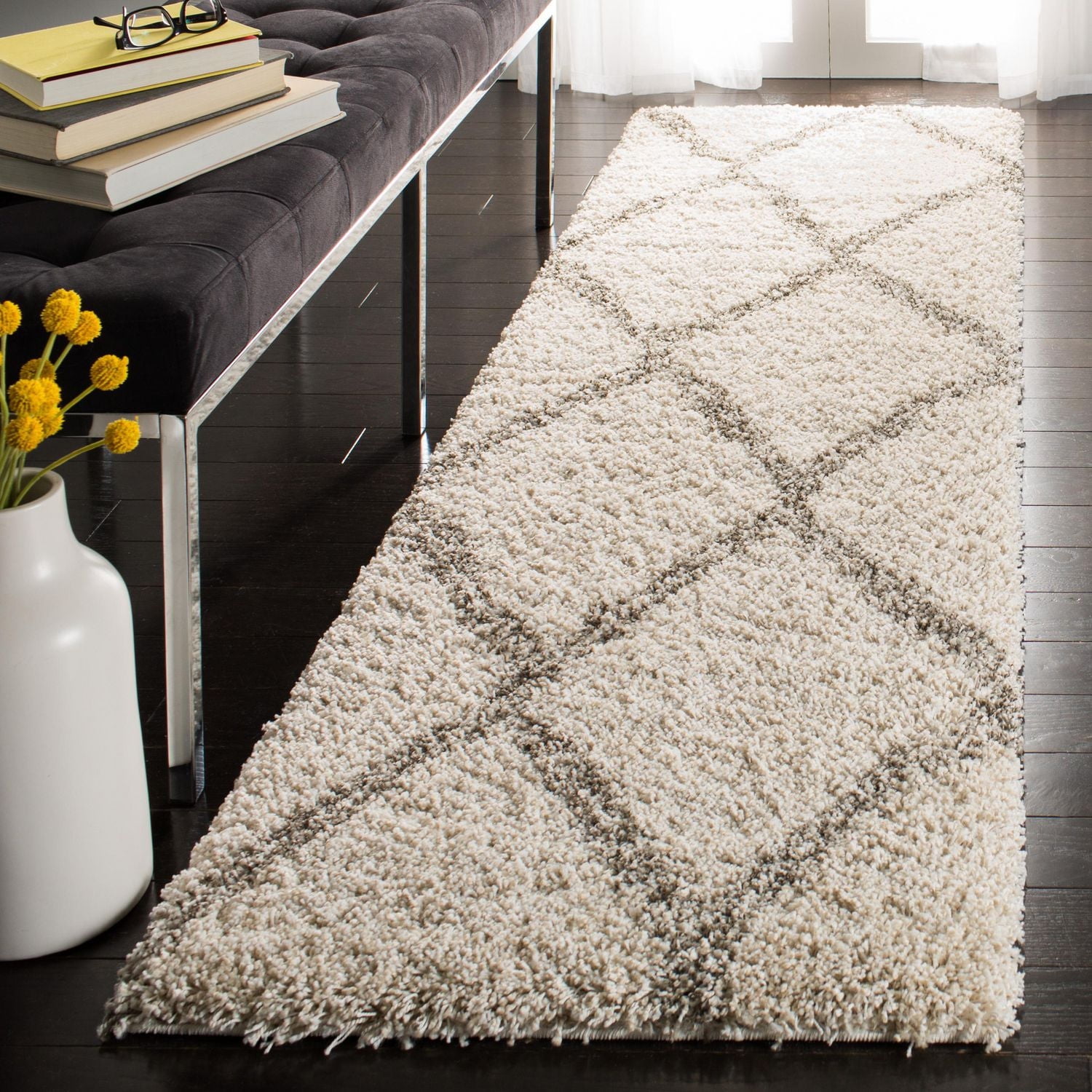 SAFAVIEH Hudson Adella Geometric Diamonds Shag Area Rug