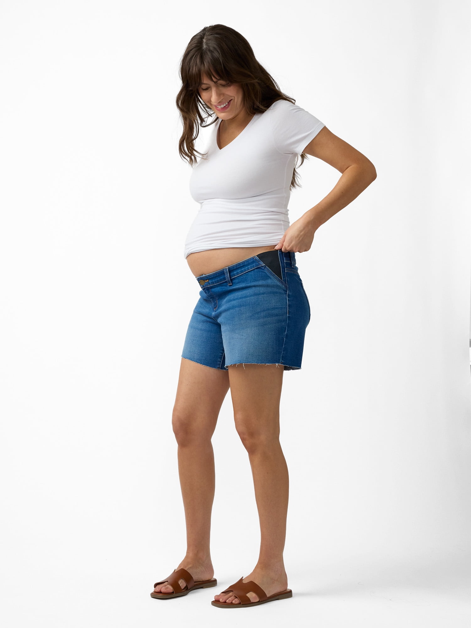 Ingrid & Isabel For Every Belly Maternity Denim Short, Available in Sizes S-XXL