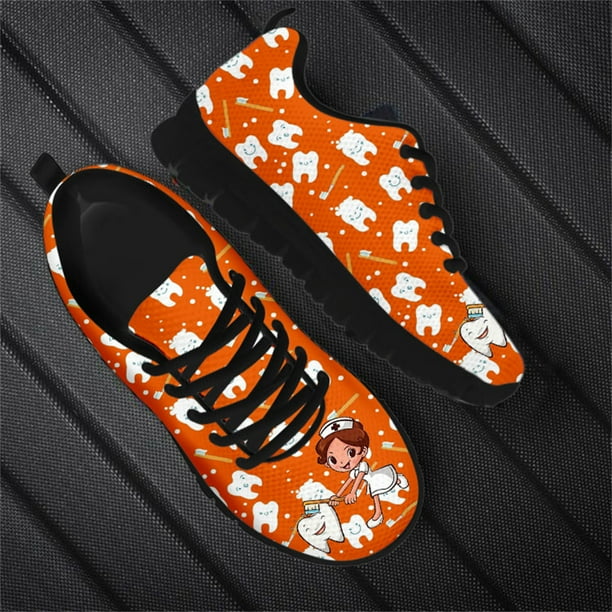 Zapatos de enfermería para mujer, bonitos zapatos de dentista, médicos, diseño de marca médica, zapatillas planas de malla para mujer, zapatos casuales ligeros para caminar a la moda