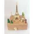 thumbnail image 4 of Torre Eiffel Caja de música de madera Caja de música Sky City Spirited Away, 4 of 5