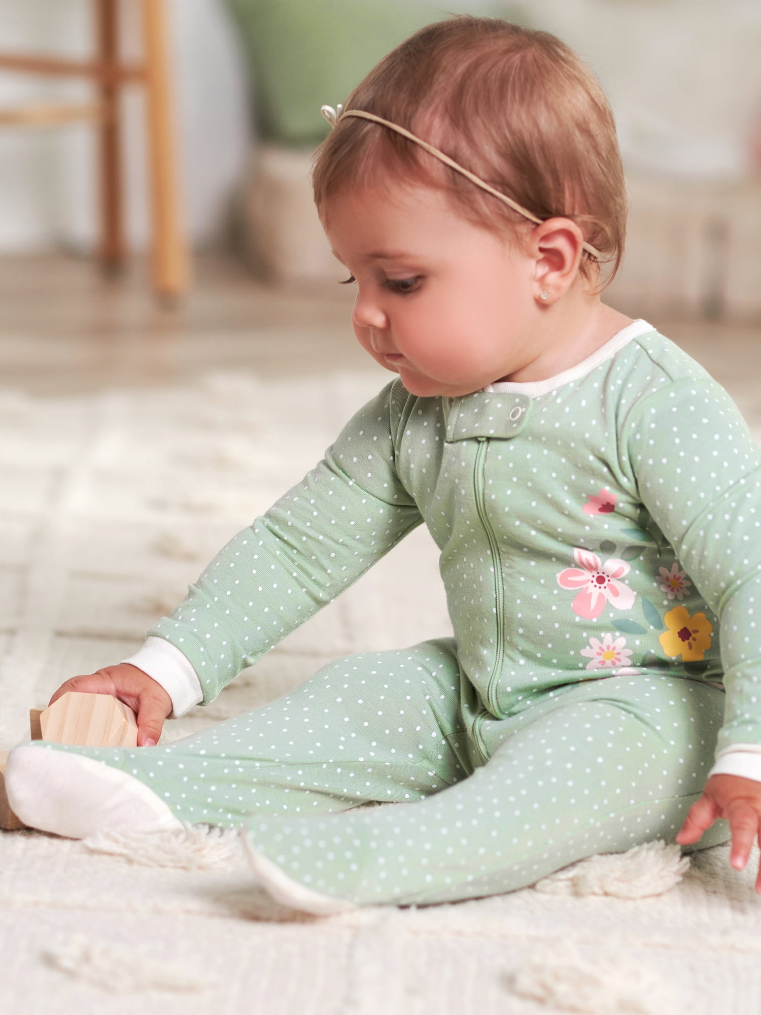 Gerber Baby Girl Sleep 'n Play Footed Pajamas, 4-Pack