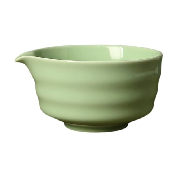 Cuenco para matcha con boquilla, herramienta para batir té, cuenco de cerámica para matcha, hecho a mano. Verde