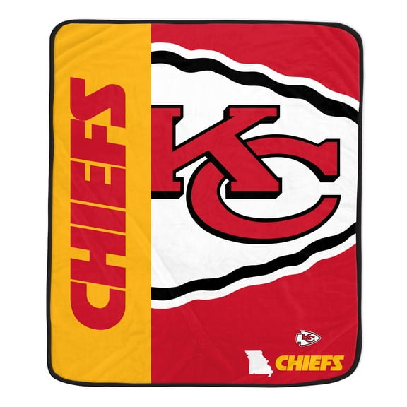 NFL Kansas City Chiefs 50x60 Inch Ultra Soft Tailgate Throw