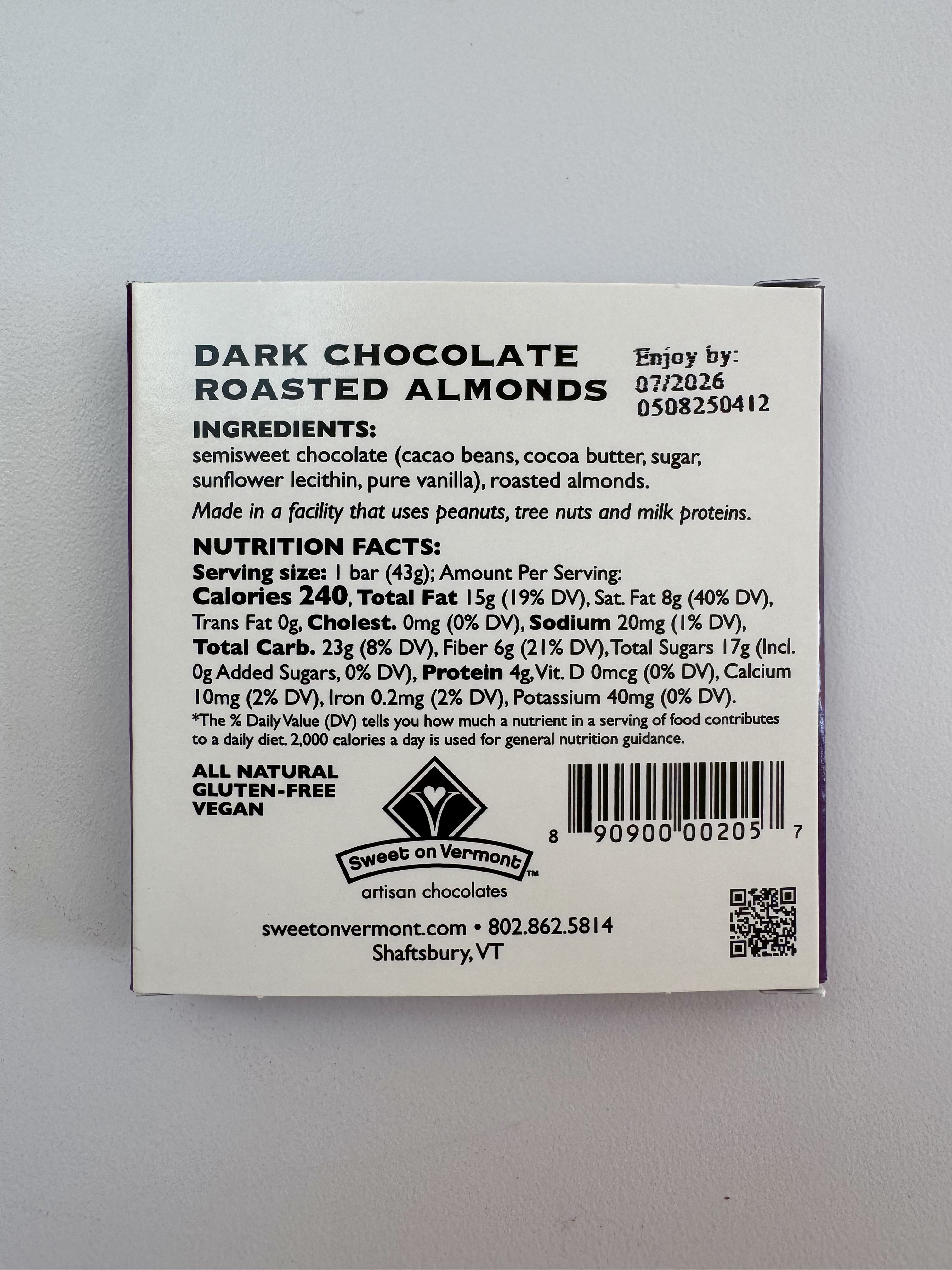 Sweet on Vermont - Mooonlight in Vermont Dark Chocolate Roasted Almond Bars - 9-Pack