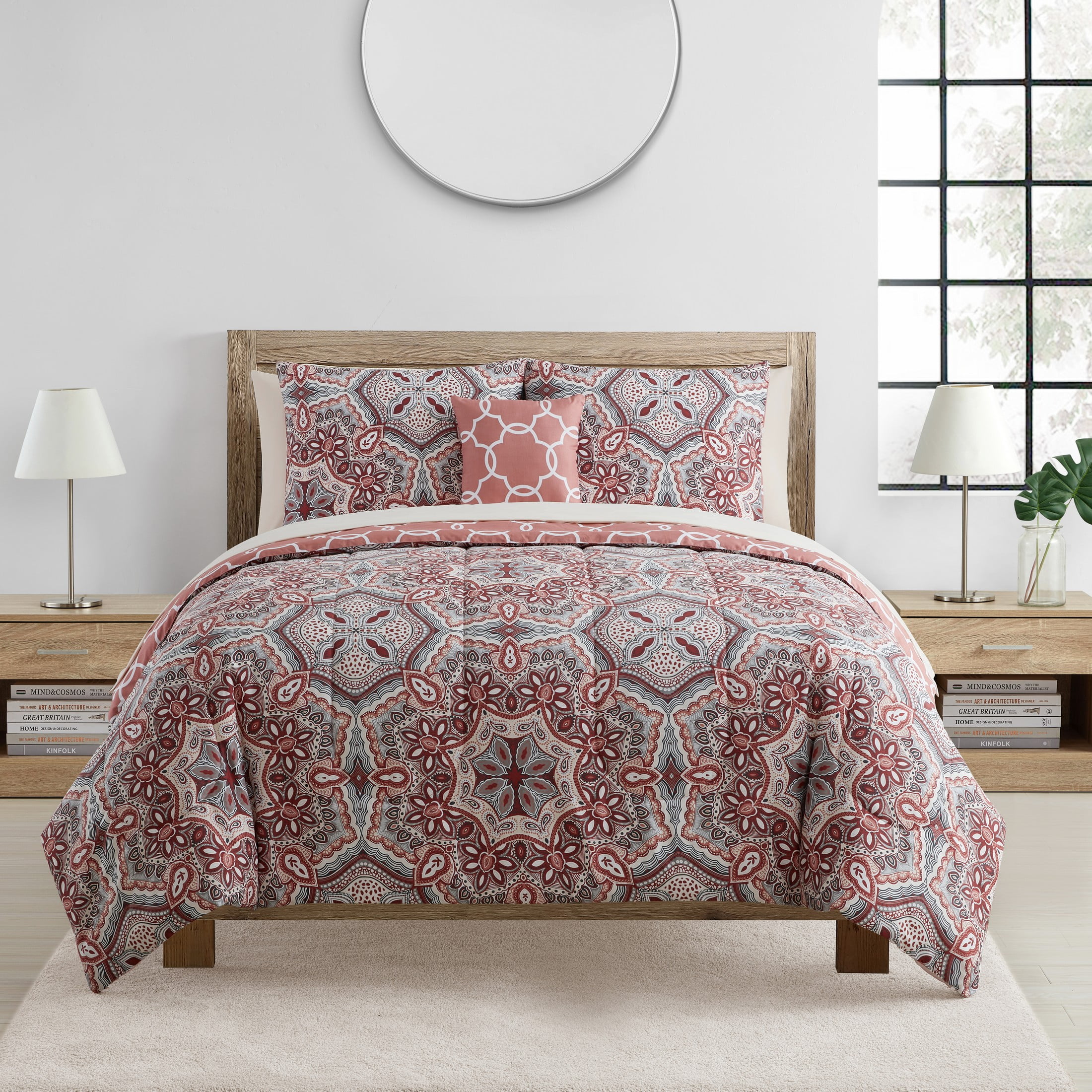 VCNY Home Belinda Rust Medallion Polyester 8Piece Bed in a Bag