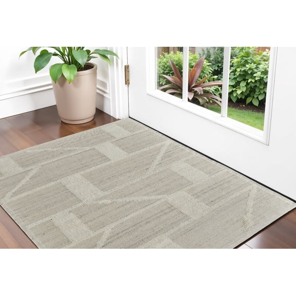 HomeRoots 566552 2 x 3 ft. Wool Geometric Hand Woven Rectangle Area Rug, Tan & Ivory