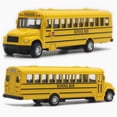 thumbnail image 2 of Modelo de coche/autobús escolar amarillo de metal fundido a presión con neumáticos desmontables, construcción de goma resistente y estructura metálica. Apto para niños y niñas., 2 of 5
