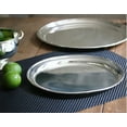 thumbnail image 3 of Soro Essentials - Juego de 2 bandejas redondas de acero inoxidable de 14" para servir - Bandeja apilable para servir aperitivos, charcutería, aperitivos y postres para usar en bares y restaurantes, 3 of 5