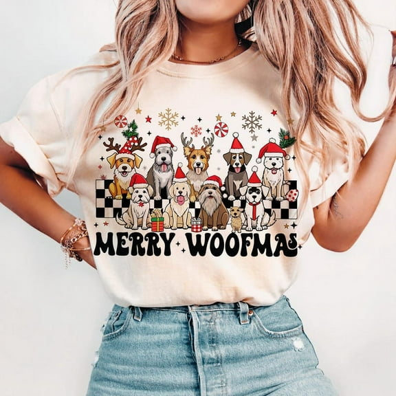 Dog Mama Christmas T-Shirt – Funny Dog Lover Holiday Tee with Woofmas Cheer, Cute Pet Style, and Christmas Spirit