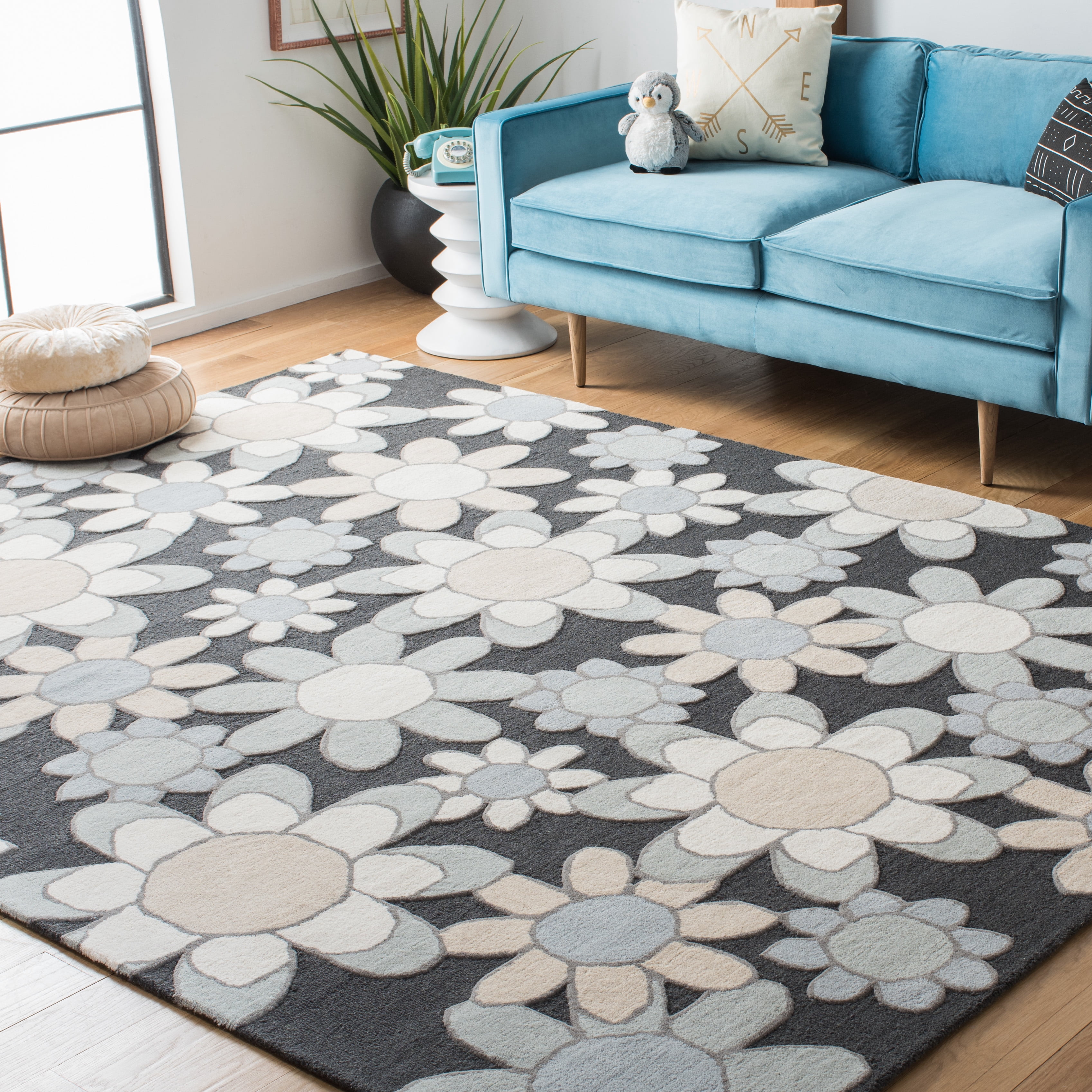 SAFAVIEH Kids Floral Flower Bursts Area Rug, Charcoal/Ivory, 8' x 10'