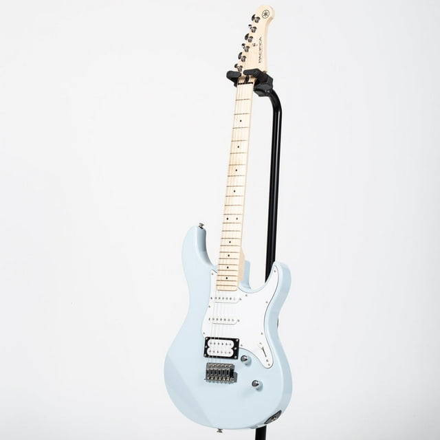 Yamaha PAC112VM Pacifica Electric Guitar - Ice Blue