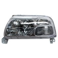 thumbnail image 1 of FARO GEO TRACKER 2005 al 2007 CHEVROLET Izquierdo/Piloto Generica 139331-2838061 1 pieza Producto Nuevo, 1 of 4