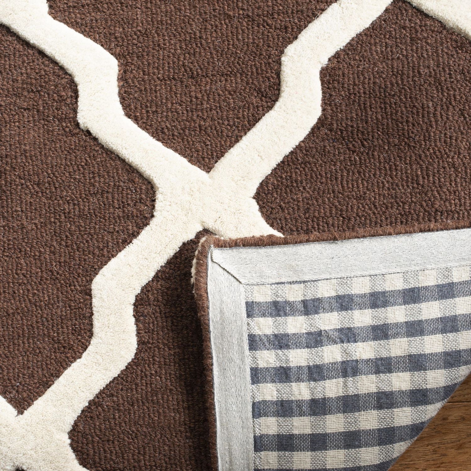 Safavieh Cambridge Liam Geometric Area Rug
