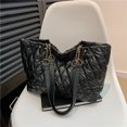 thumbnail image 2 of Bolso de mano de gran capacidad para mujer, nuevo bolso de hombro con forma de diamante 2025, bolso de algodón para mujer, bolso de viaje de tendencia de moda para el trabajo., 2 of 5