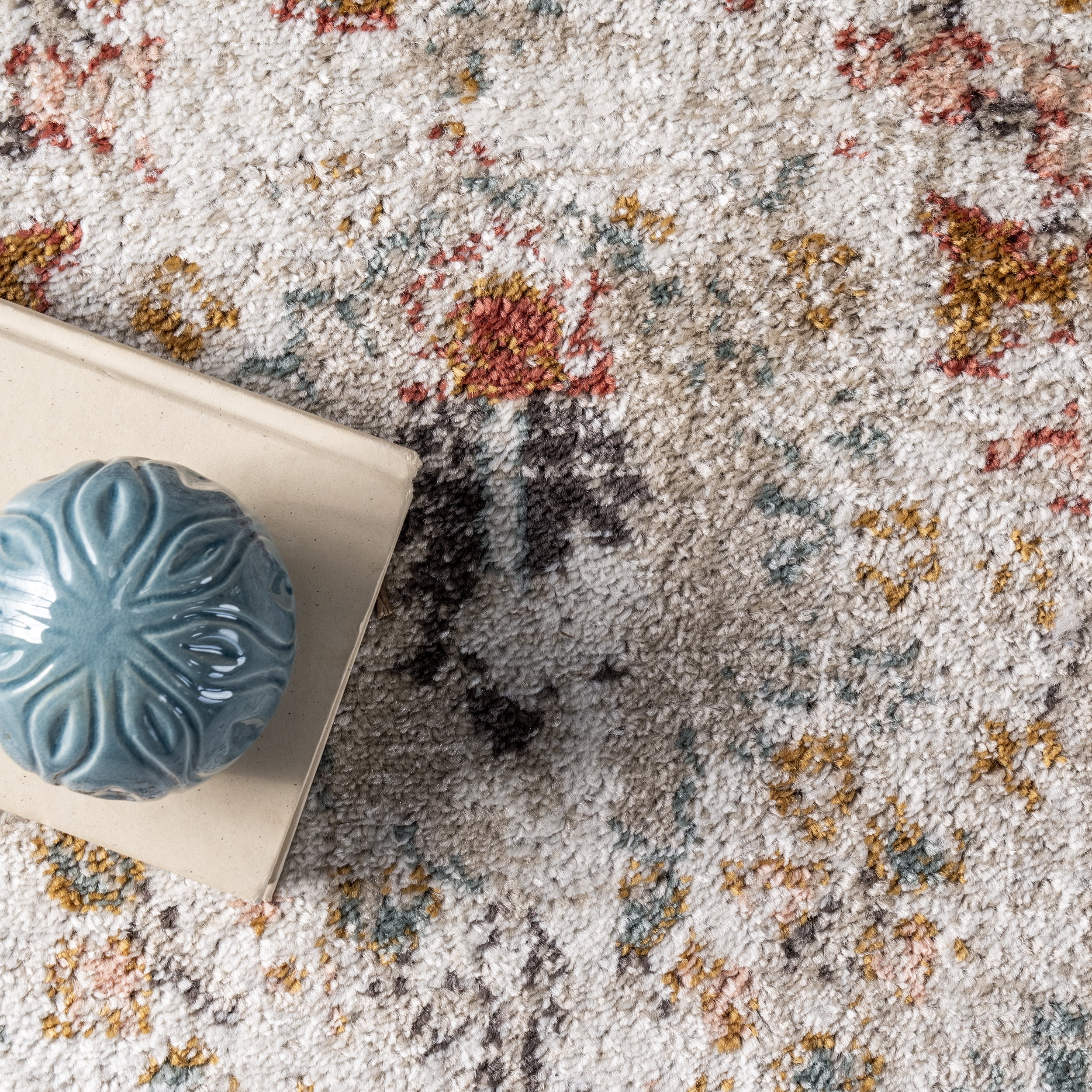 nuLOOM Lenore Vintage Floral Area Rug, 7' 10" x 10', Beige Best Deals