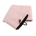 thumbnail image 2 of Toalla de golf de microfibra con patrón de gofres, toallas de absorción de sudor con mosquetón para deportes de ejercicio, color rosa, 2 of 5