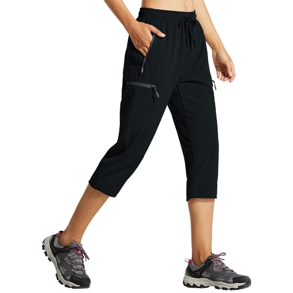 MASKERT Women's Capri Pants-Lightweight Quick Dry Cargo Hiking Capris Travel Casual Cropped Pants Zipper Pockets Black(Size XS-XXXL)