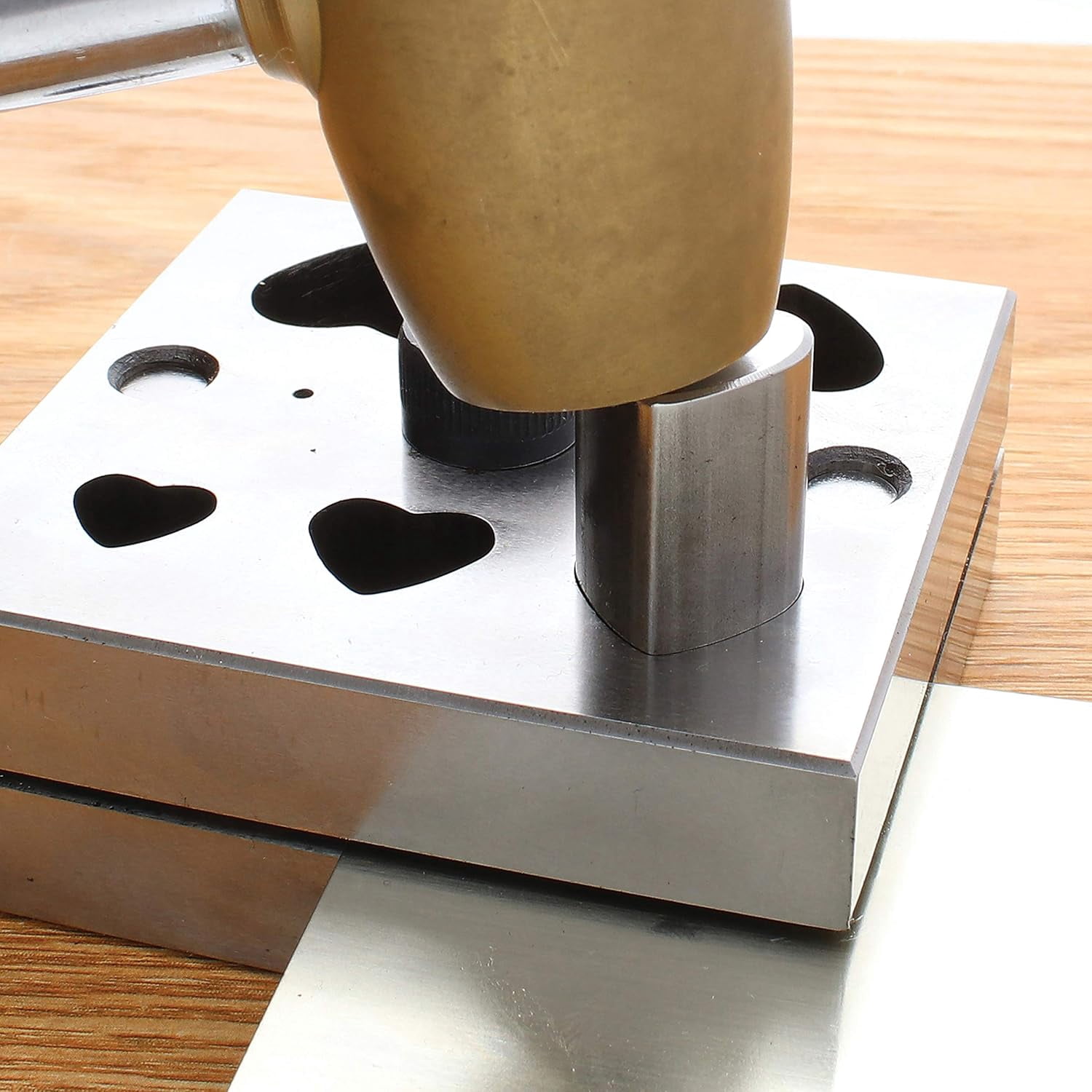 The Beadsmith Steel Heart Disc Cutter Set with 5 Punches, Die, Lever and Box. Tool for Cutting Accurate Hearts From: 3/8" x 1/2" to 7/8" x 1" Using a Soft Metal Sheet up to 20 Gauge and Thinner